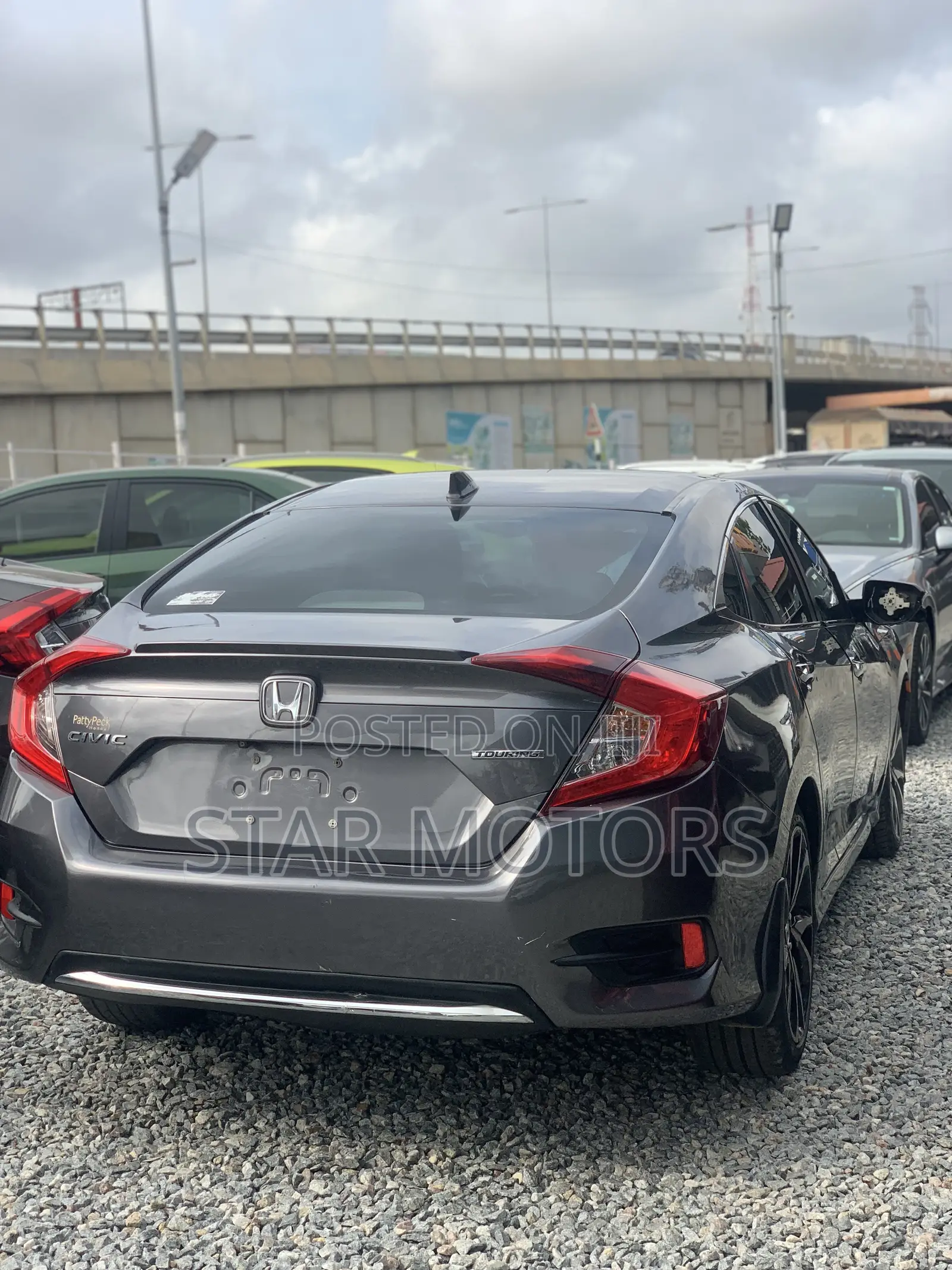 Honda Civic Touring Sedan 2019 Gray