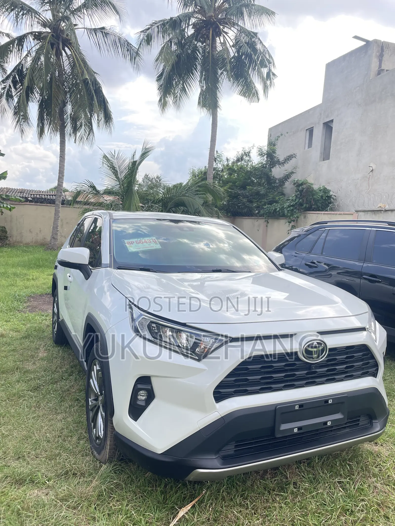 Toyota RAV4 2023 White