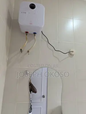 2bdrm Apartment in Little Rock Consult, Achimota for rent