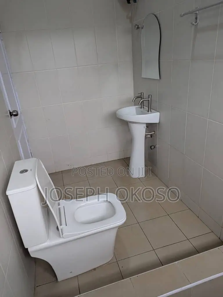 2bdrm Apartment in Little Rock Consult, Achimota for rent
