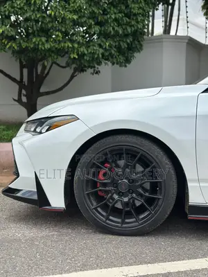Toyota Avalon TRD 2020 White