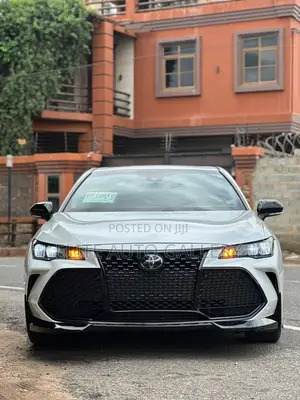 Toyota Avalon TRD 2020 White