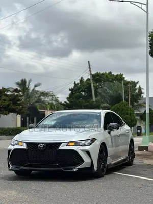 Toyota Avalon TRD 2020 White