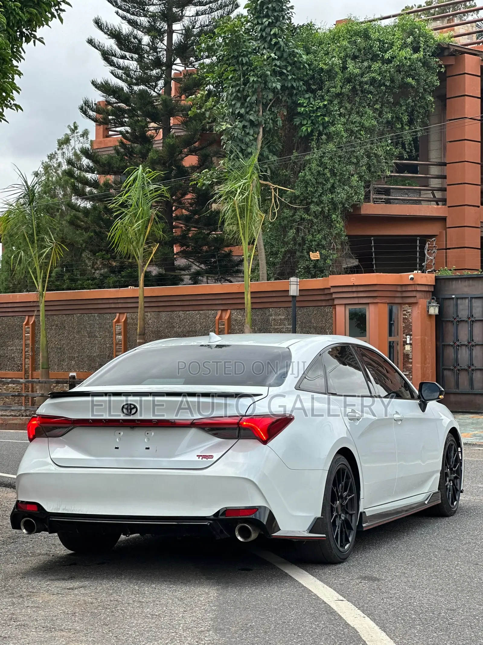 Toyota Avalon TRD 2020 White