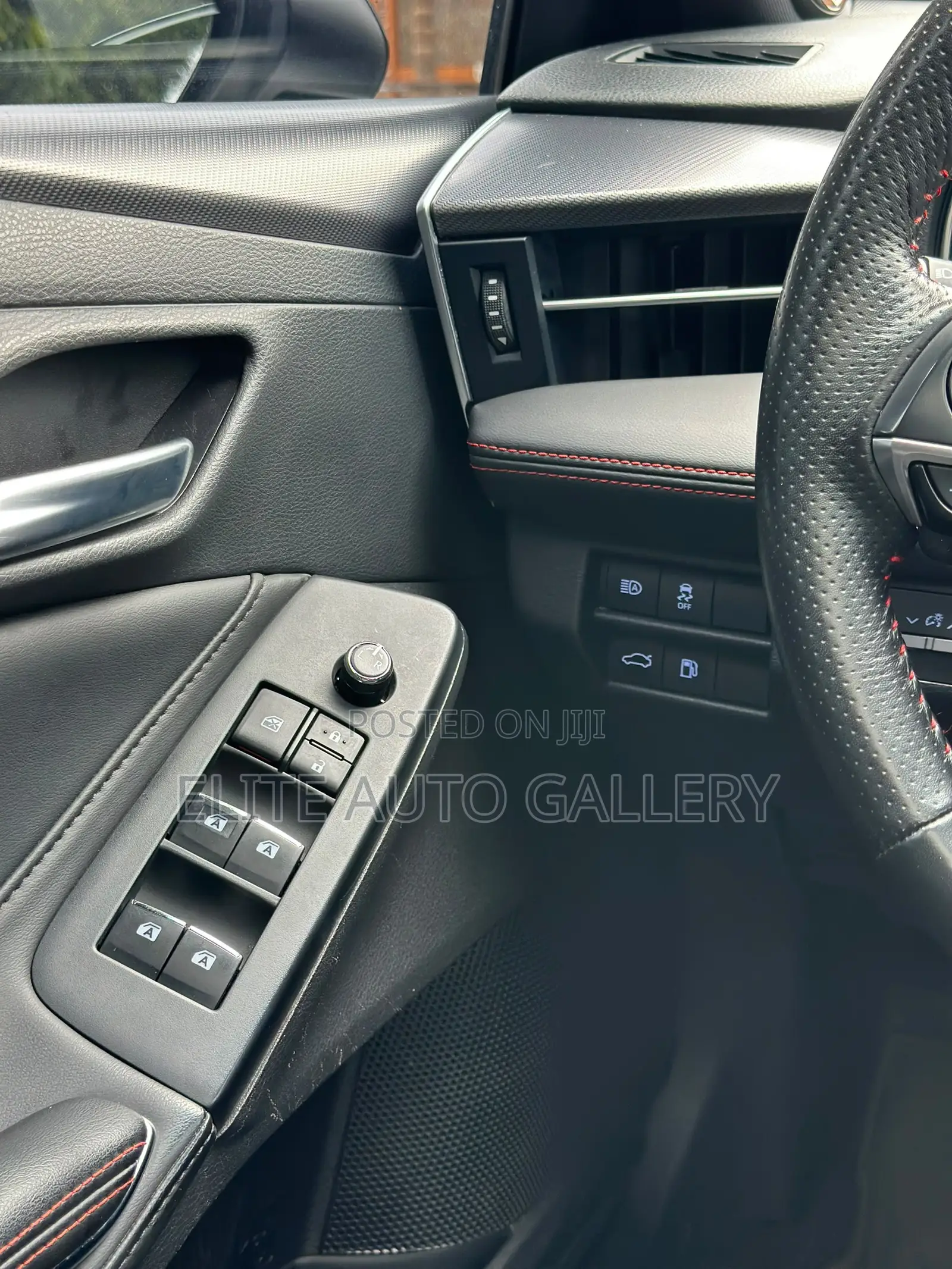 Toyota Avalon TRD 2020 White