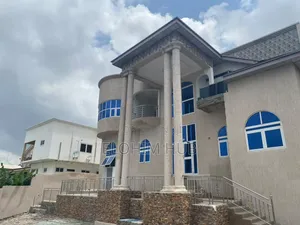 4bdrm House in Mcarthy Hill, Accra Metropolitan for rent