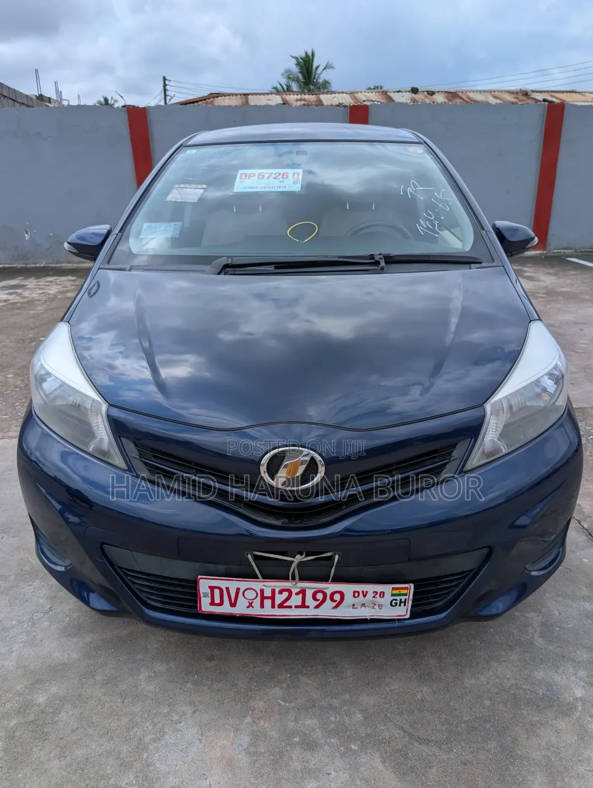 Toyota Vitz 1.3 FWD 5dr 2013 Blue