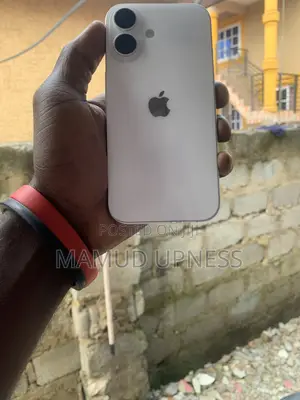 Apple iPhone 16 128 GB White
