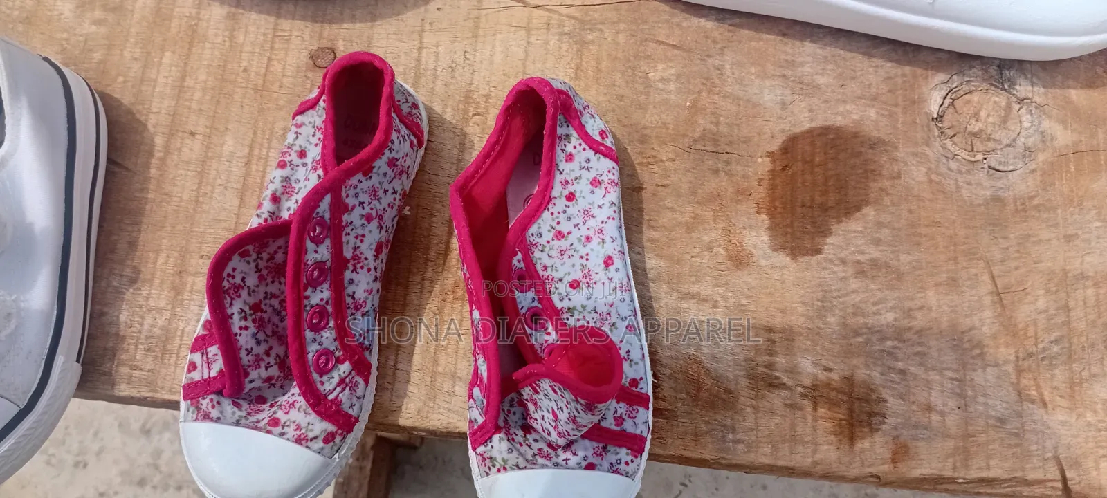 Used Kids Sneakers
