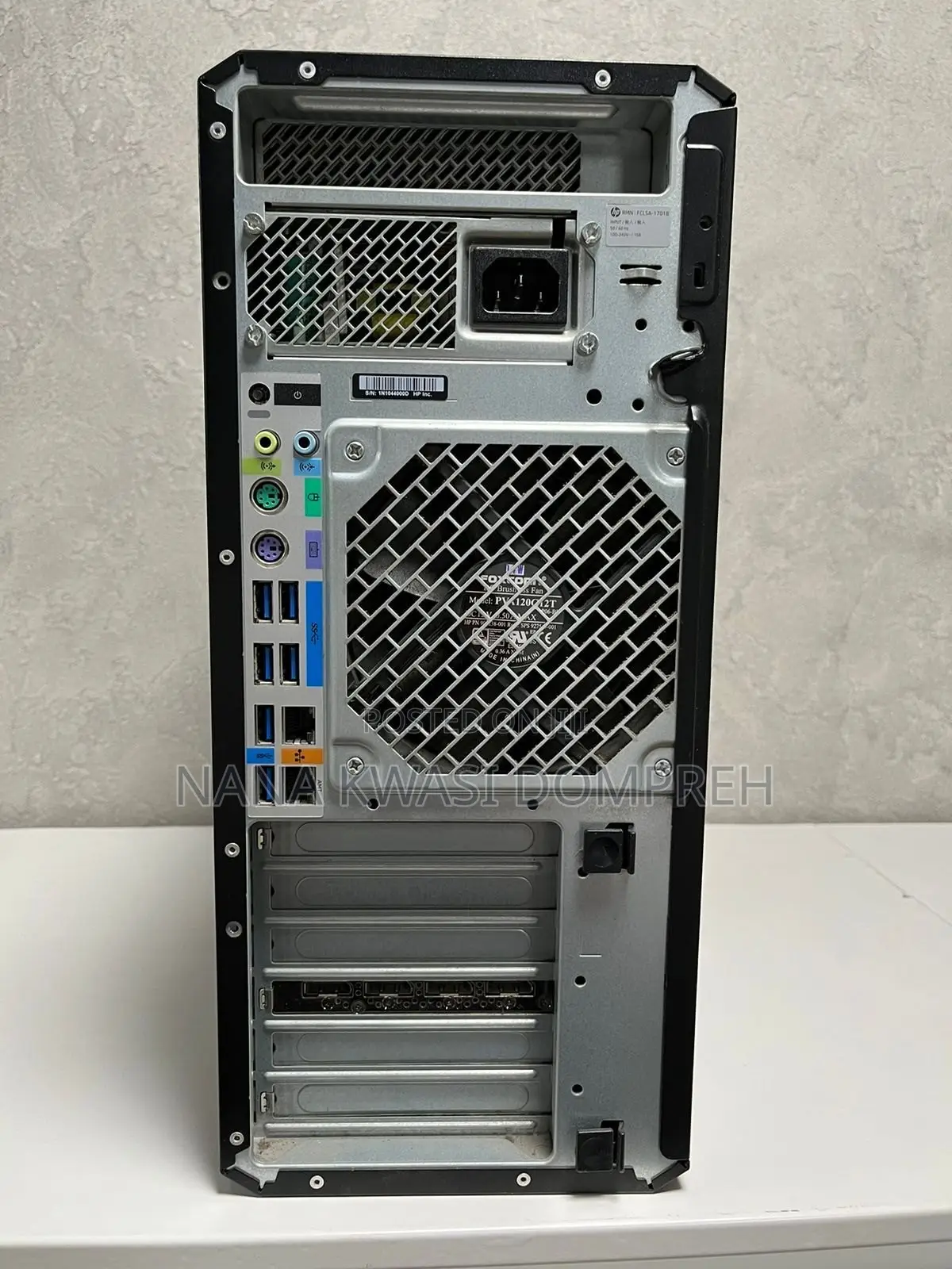 Server HP Easy Connect 16GB Intel Xeon HDD+SSD 512GB