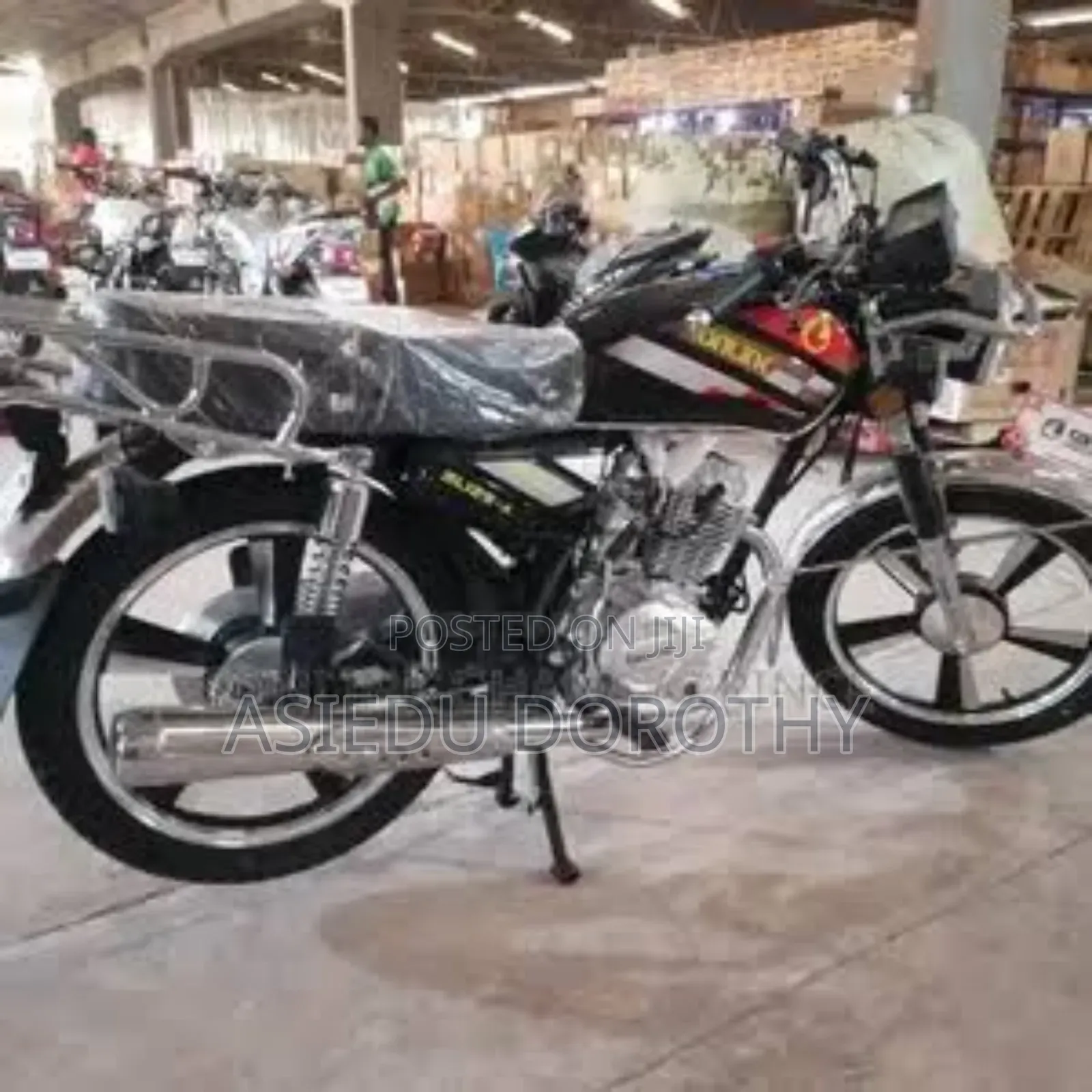 New Royal RY125 2025 Black