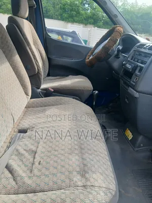 Toyota HiAce 1998 Brown