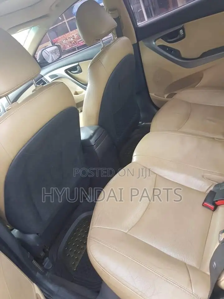 Hyundai Elantra Limited 2012 White