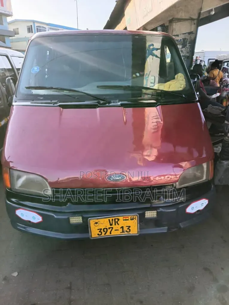 Ford Transit 2002 Red
