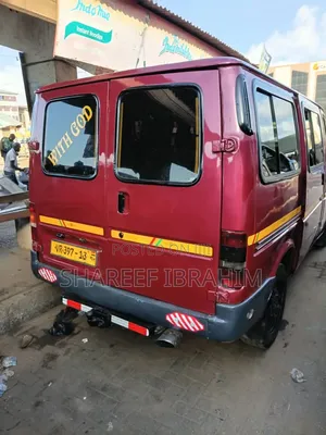 Ford Transit 2002 Red