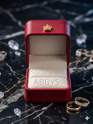 The Imperial Scarlet Red Ring Box