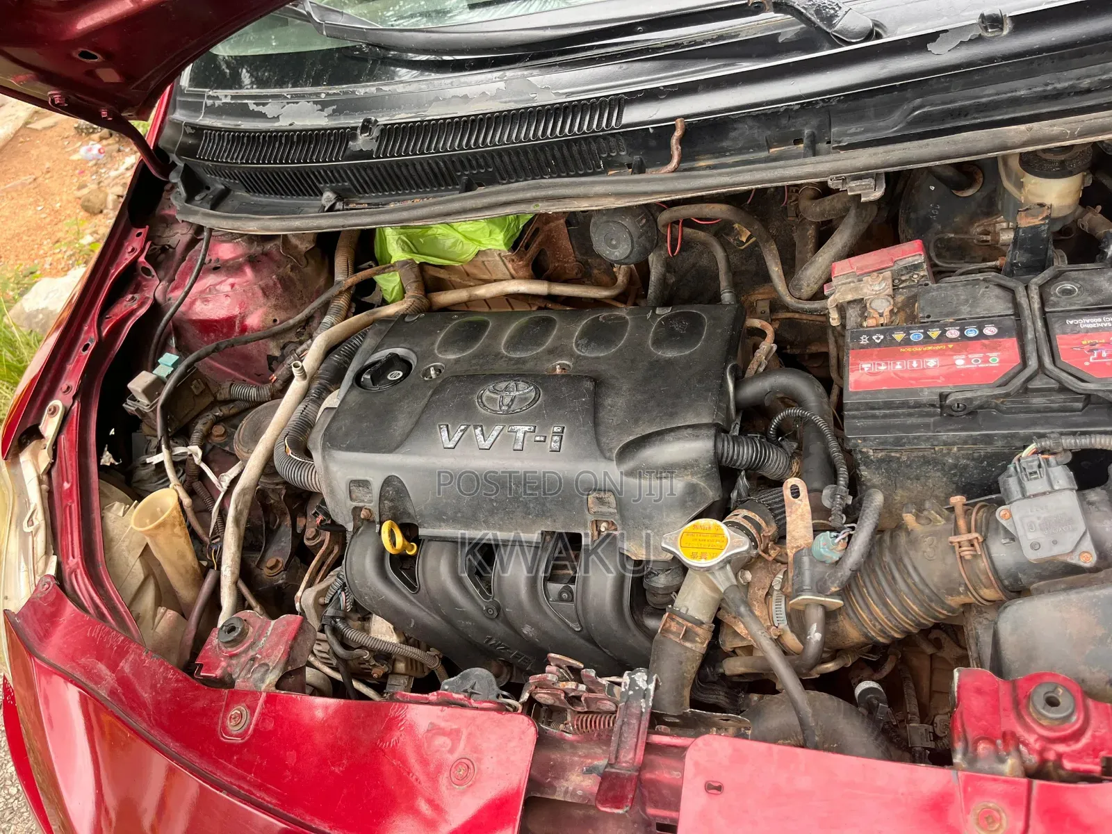 Toyota Yaris 2011 Red