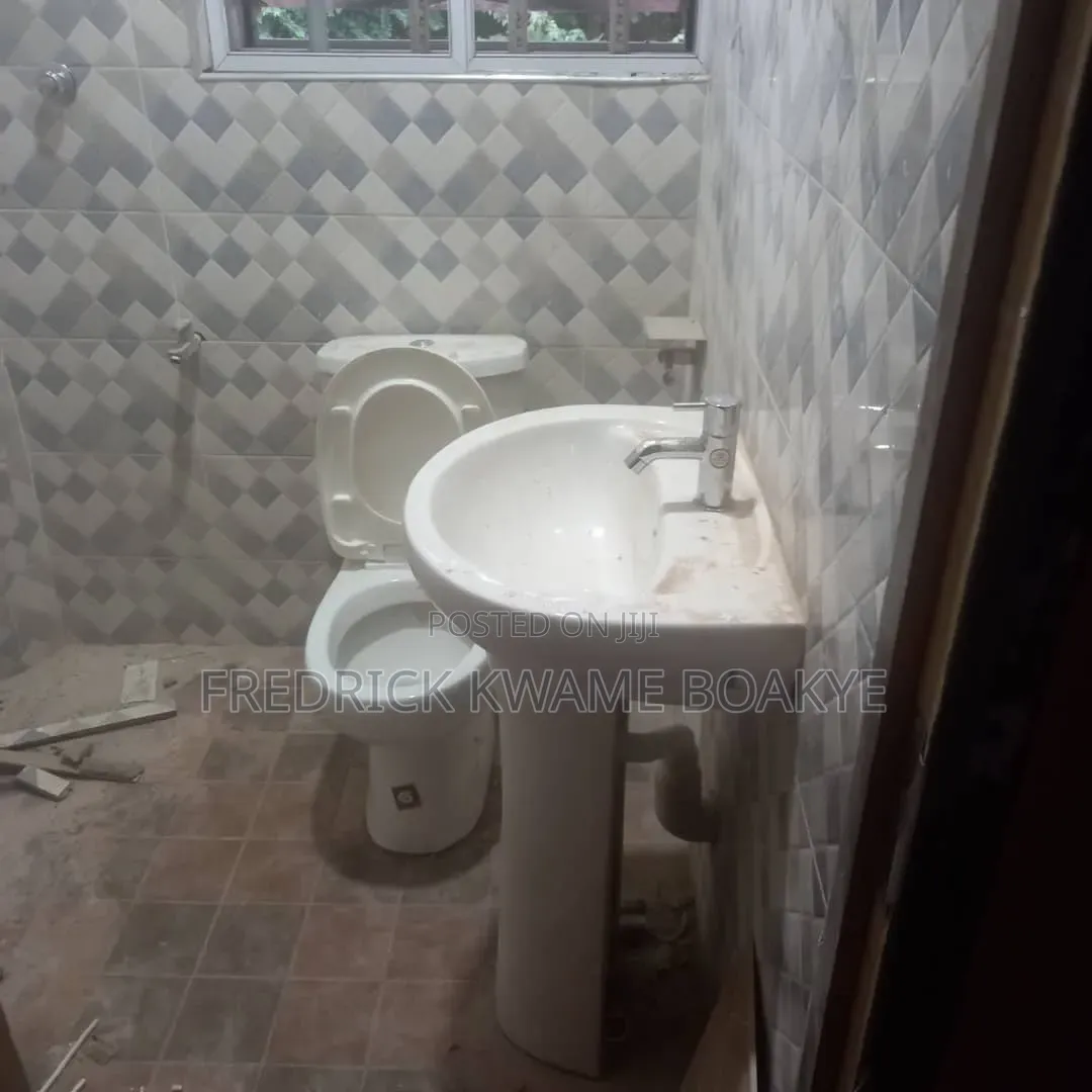2bdrm Apartment in Brother K Estate, Kumasi Metropolitan for rent