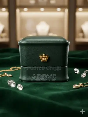 The Imperial Emerald Green Ring Box/ Ring Case