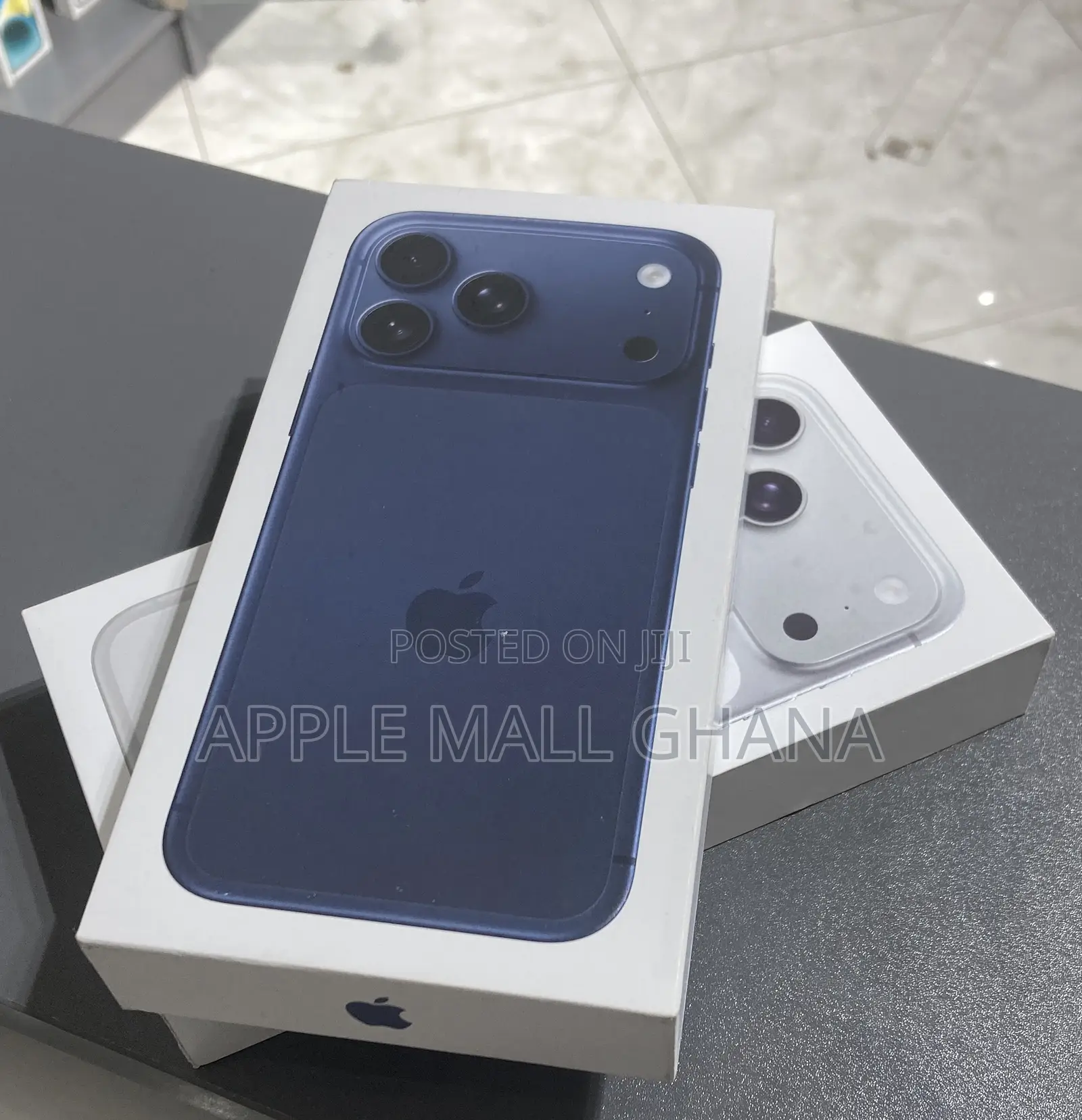 New Apple iPhone 17 Pro Max 256 GB Silver