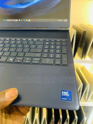 Laptop Dell Allienware M18 R1 16GB Intel Core Ultra 7 SSD 1T