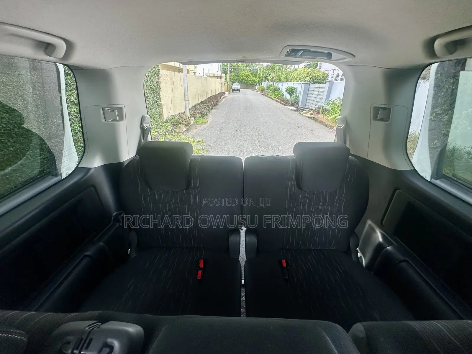 Toyota Voxy 2012 White