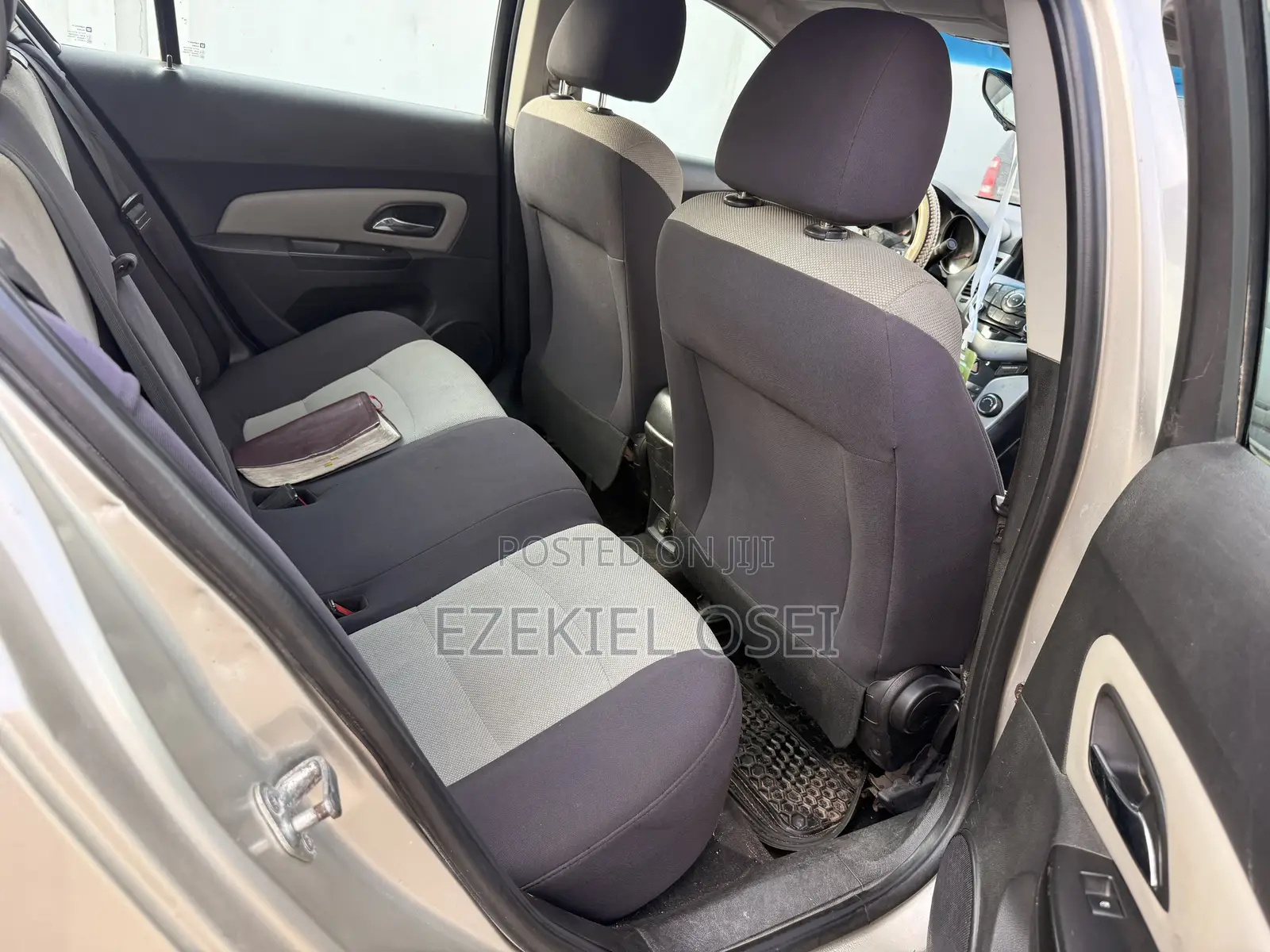 Chevrolet Cruze 2LT Auto 2013 Gold