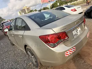 Chevrolet Cruze 2LT Auto 2013 Gold