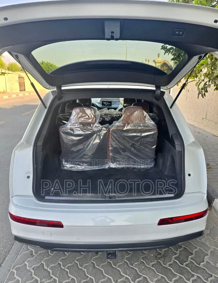 Audi Q7 2019 White