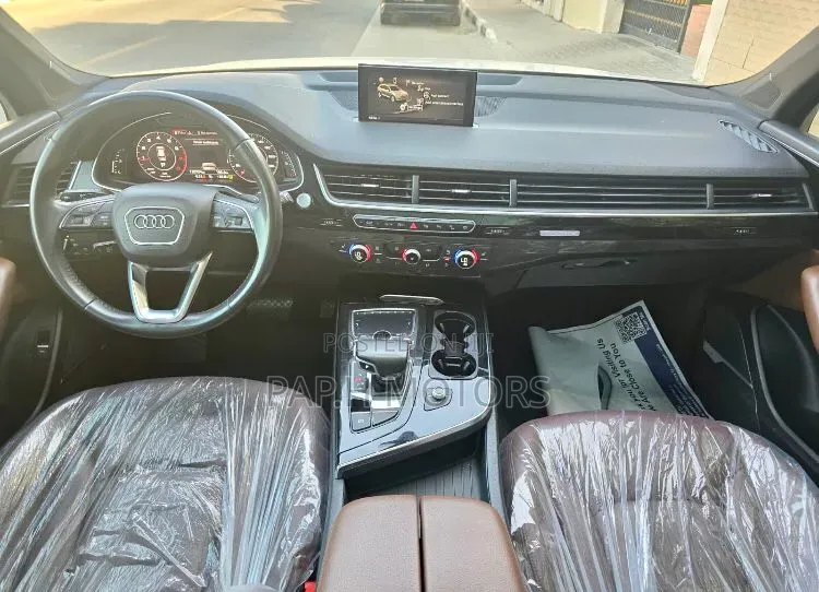 Audi Q7 2019 White
