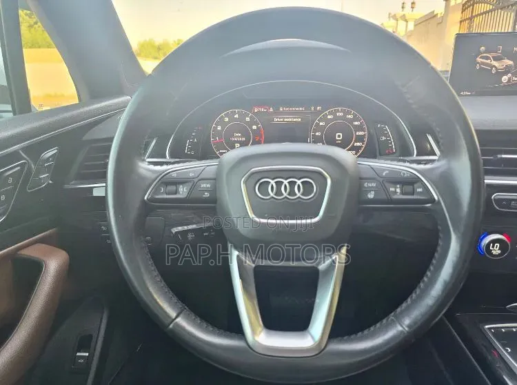 Audi Q7 2019 White