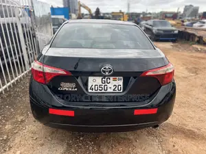 Toyota Corolla LE Eco 4dr Sedan (1.8L 4cyl CVT) 2016 Black