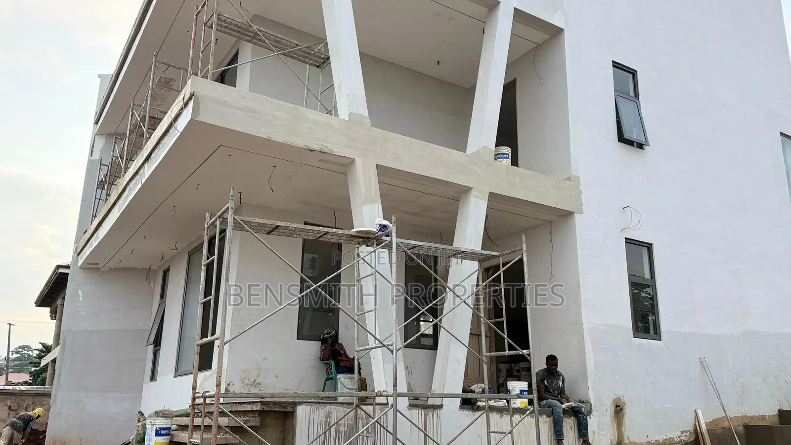 4bdrm House in Aburi for sale