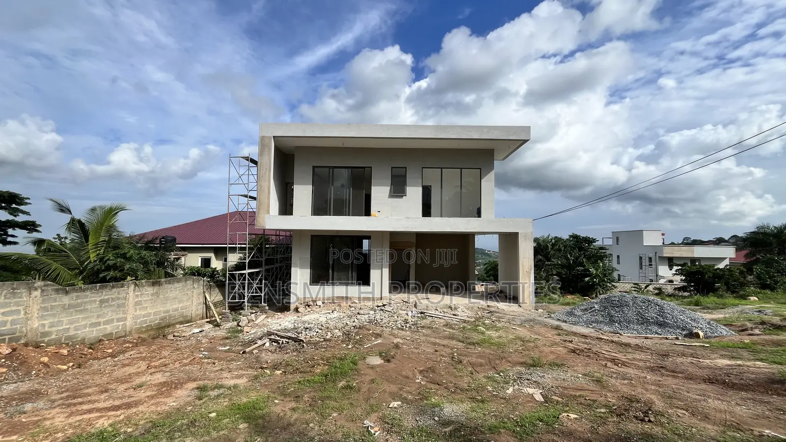 4bdrm House in Aburi for sale