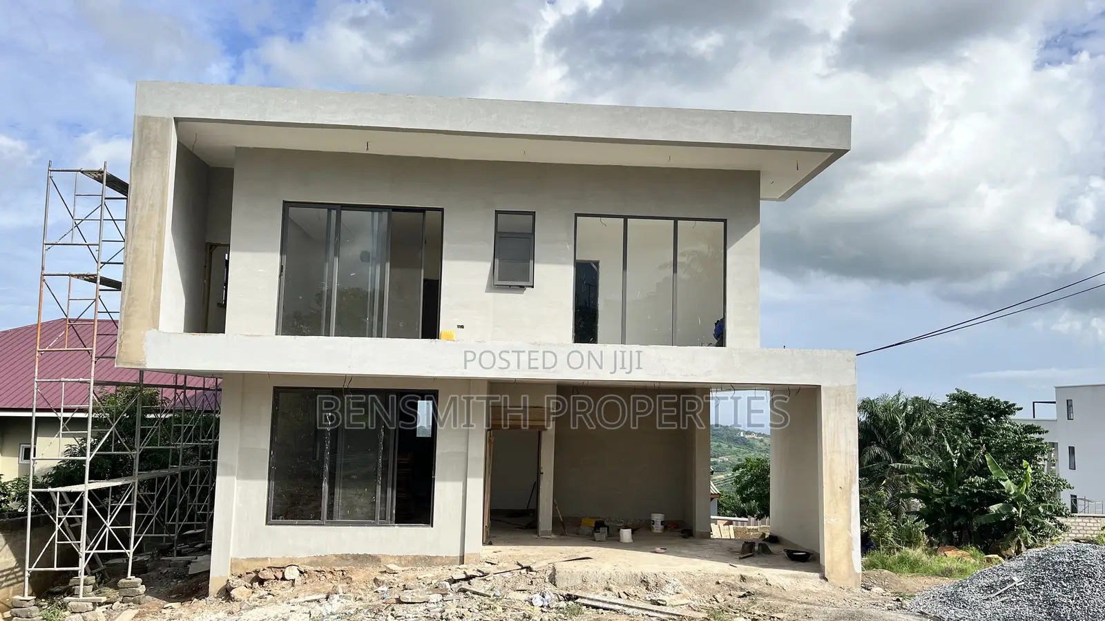 4bdrm House in Aburi for sale