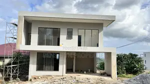 4bdrm House in Aburi for sale