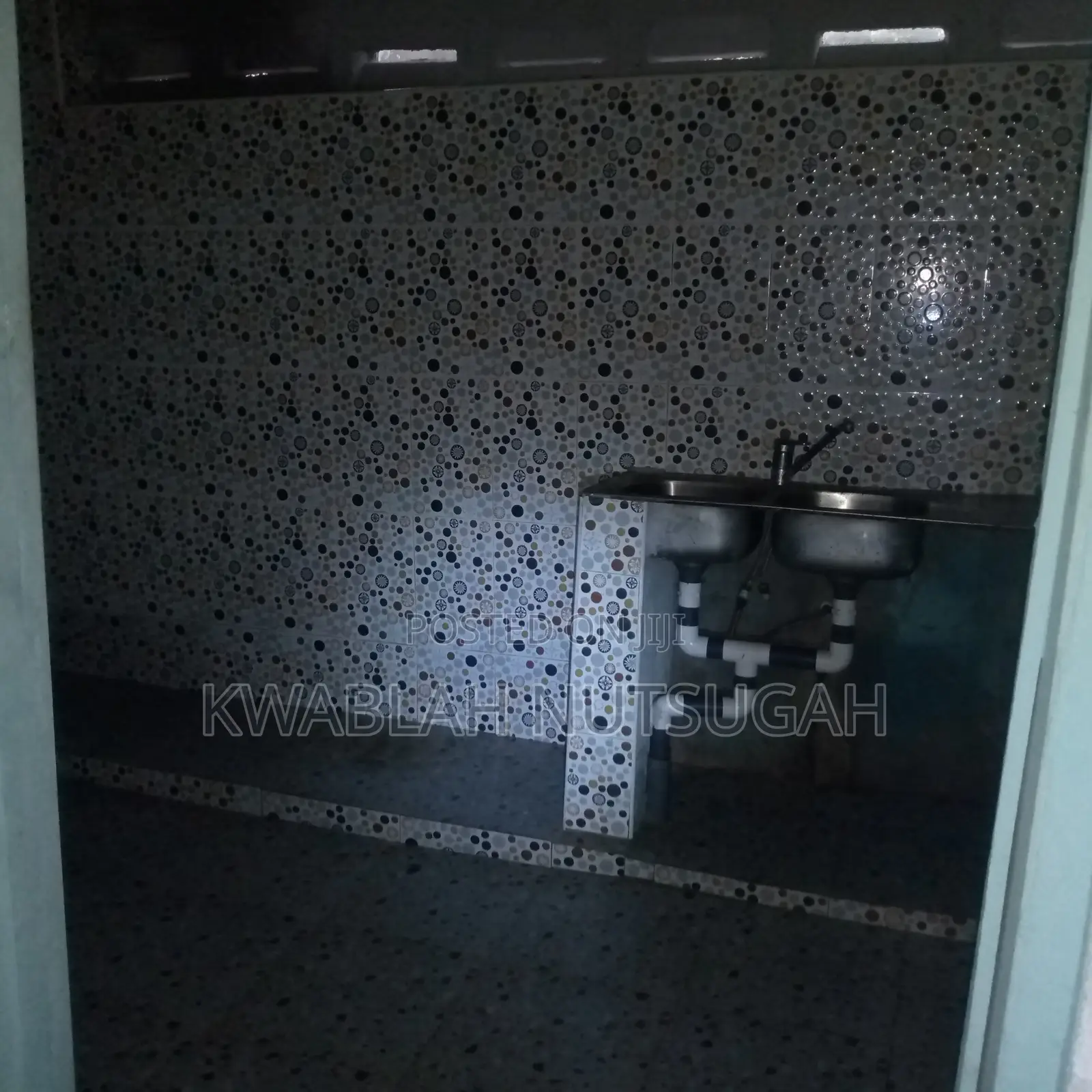 1bdrm House in Cold Store for rent