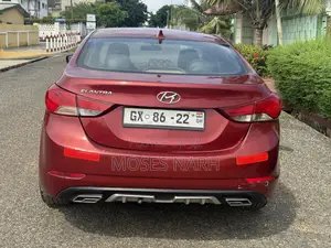 Hyundai Elantra 2014 Red