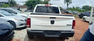 RAM 1500 2021 White