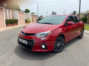 Toyota Corolla S Premium 4dr Sedan (1.8L 4cyl CVT) 2016 Red