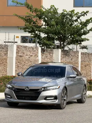 Honda Accord Touring 2.0T 2020 Silver