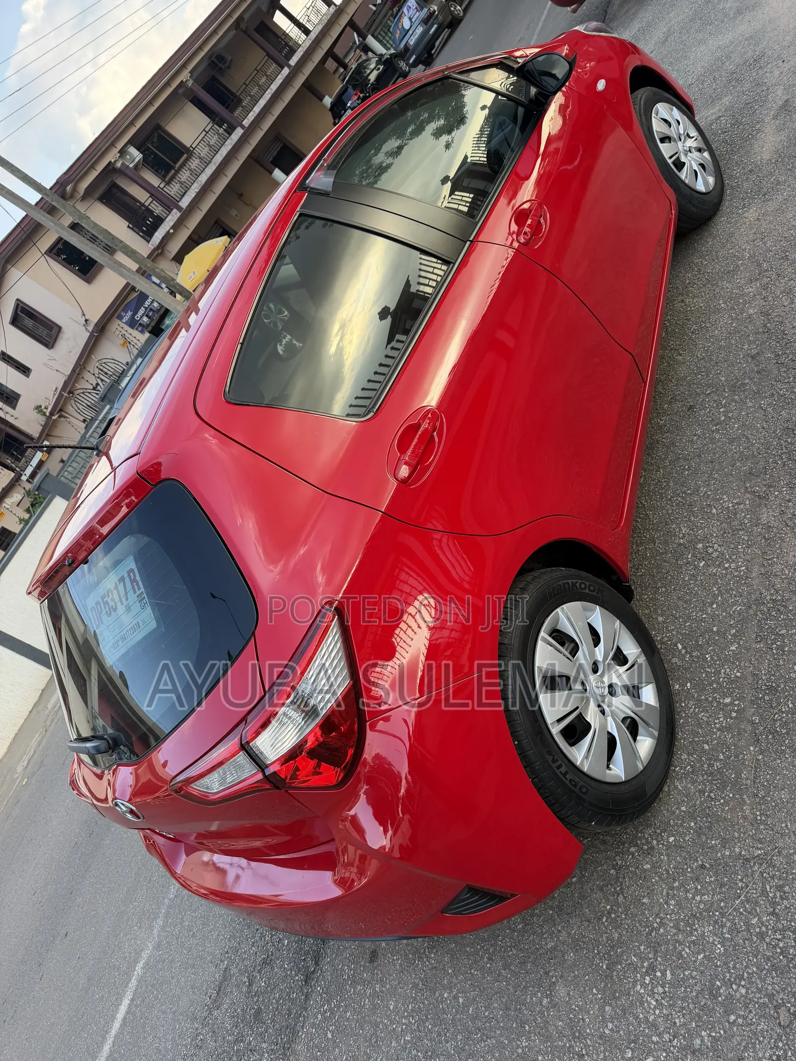 Toyota Yaris 2017 Red