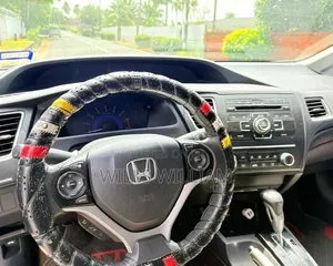 Honda Civic LX 4dr Sedan (1.8L 4cyl 5M) 2014 Gray