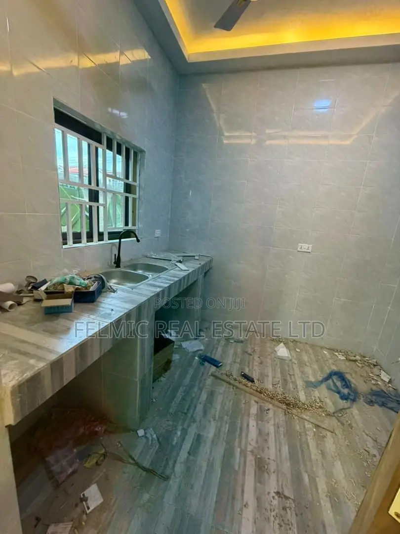 2bdrm Apartment in Felmic Real Estate, Ofankor for rent