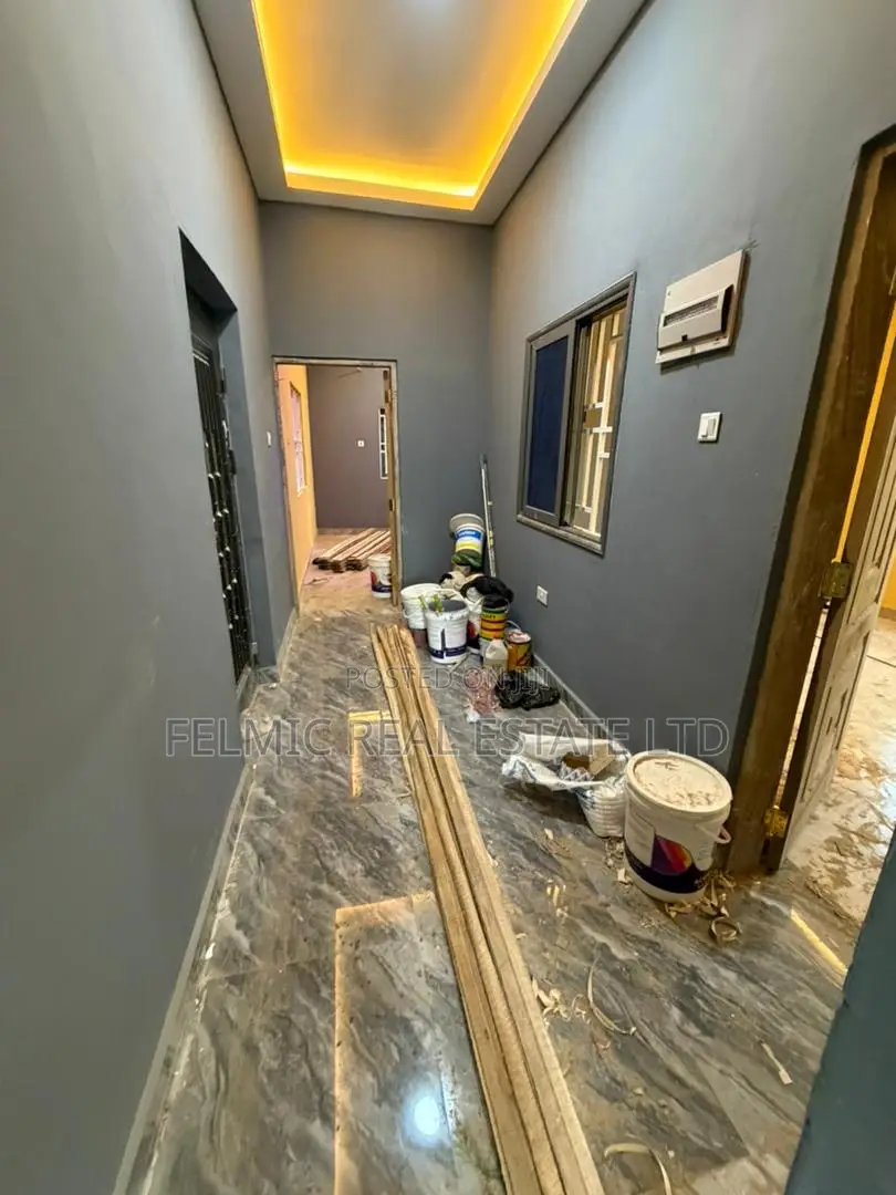 2bdrm Apartment in Felmic Real Estate, Ofankor for rent
