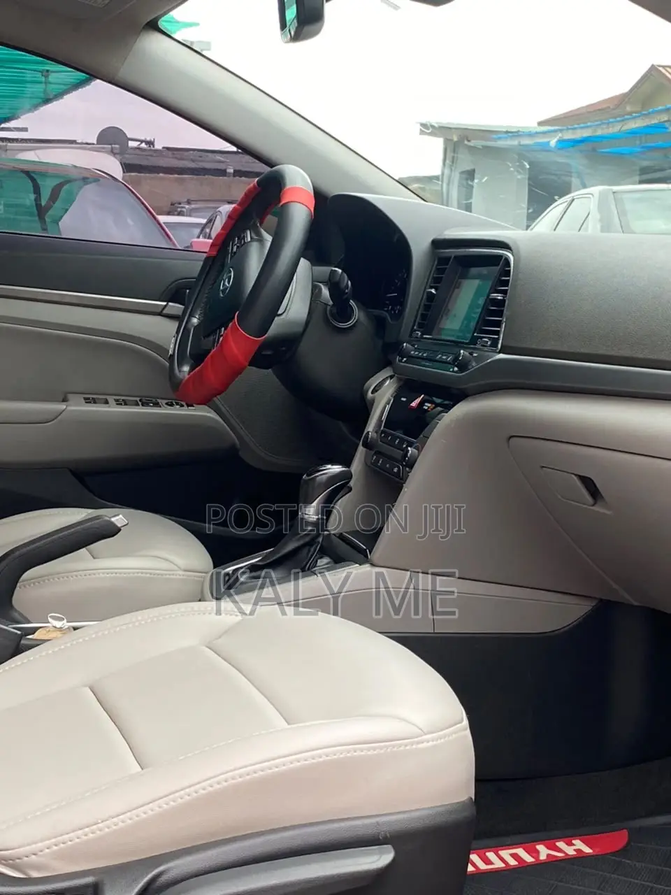 Hyundai Elantra 2017 Red