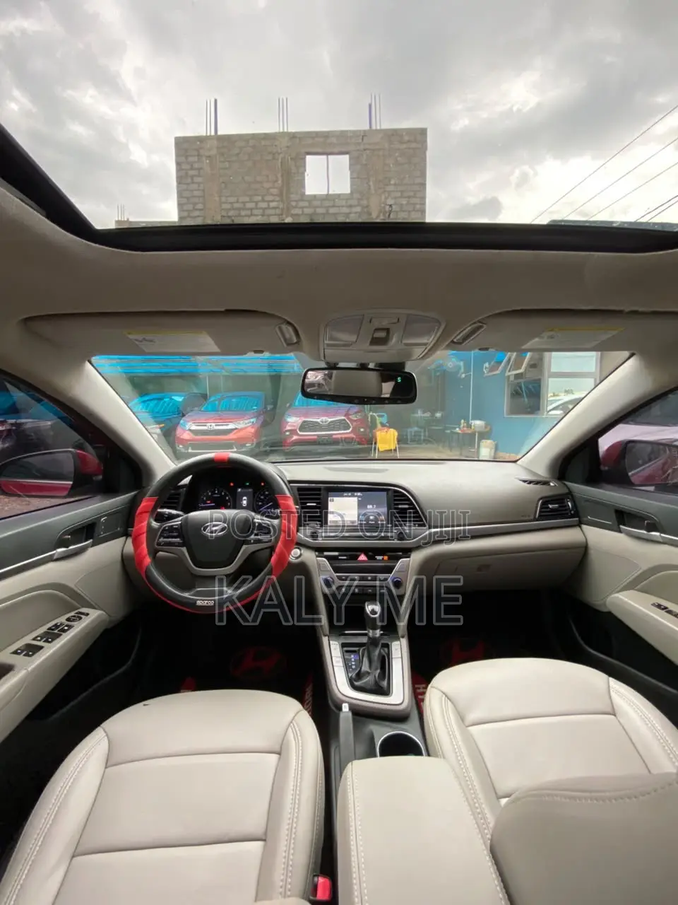 Hyundai Elantra 2017 Red