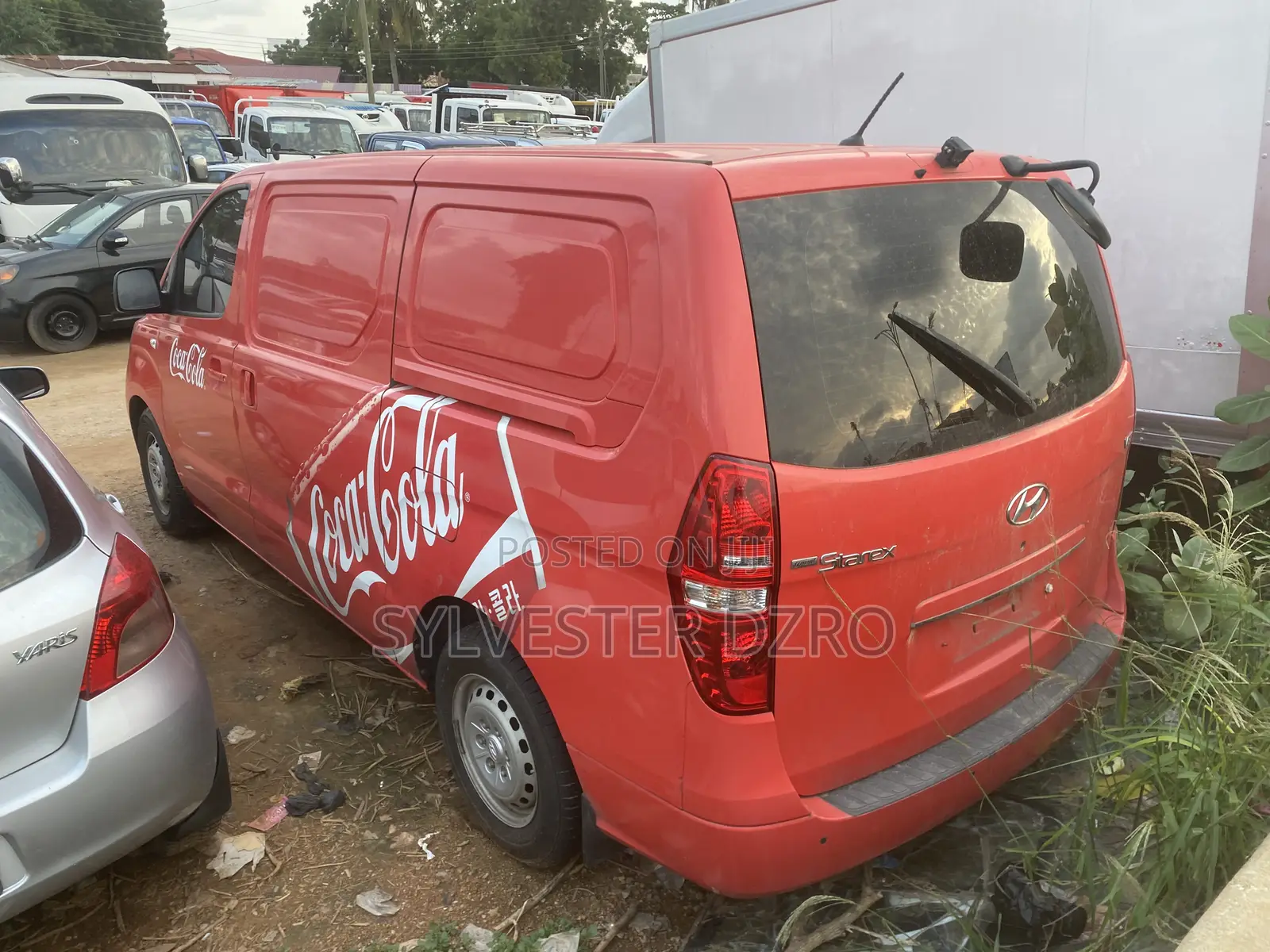 Hyundai Starex 2020 Red