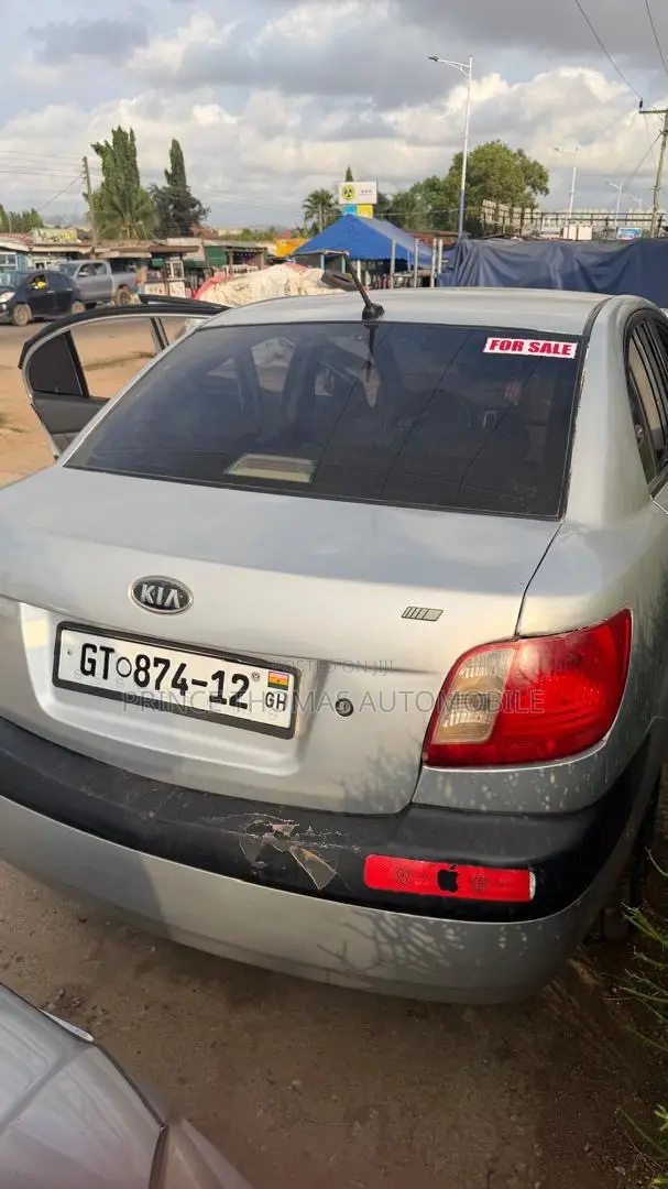 Kia Rio 2010 Silver