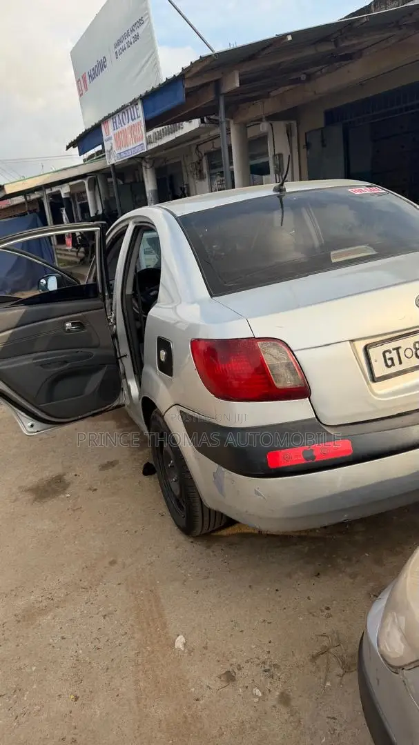Kia Rio 2010 Silver